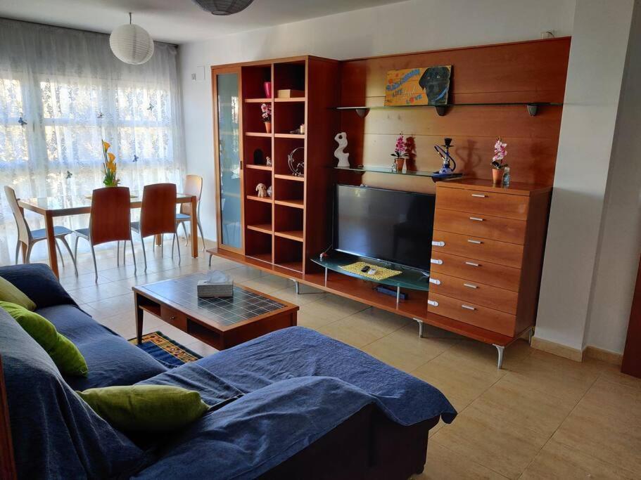Beautiful Stay Near Park Дения Екстериор снимка